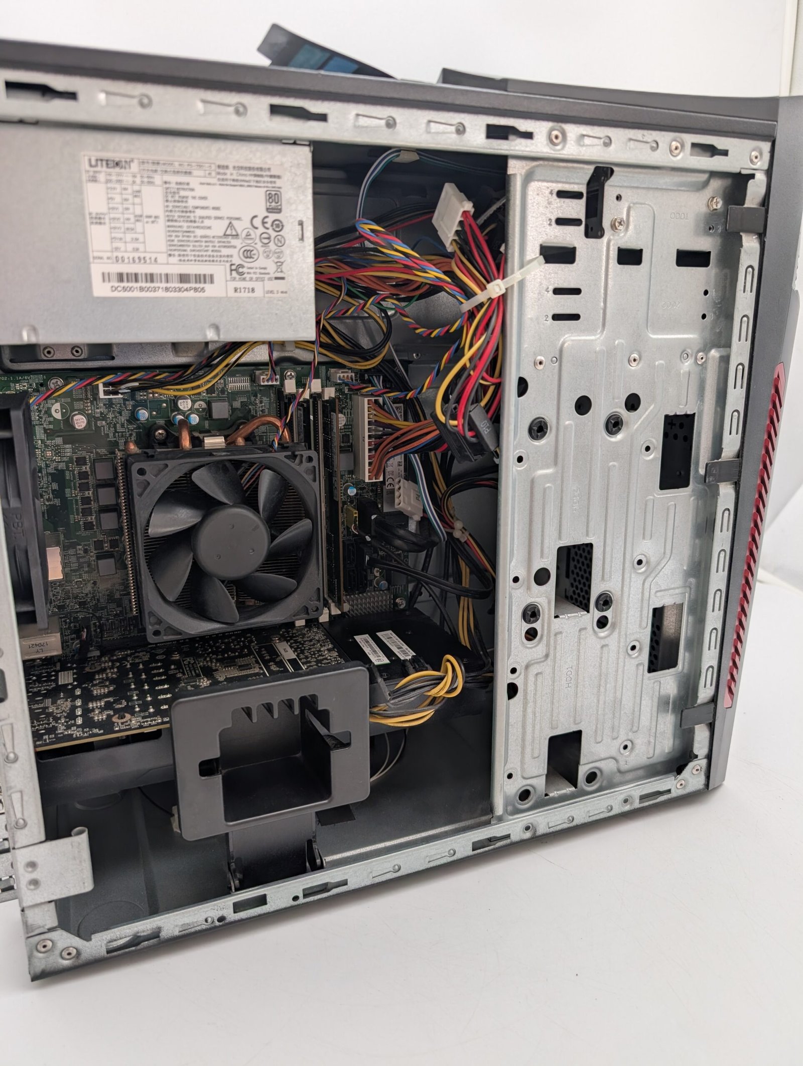 Acer Aspire GX-281/Ryzen 5-1400/16GB/256GB/GTX 1060 3GB (AUFBEREITET)